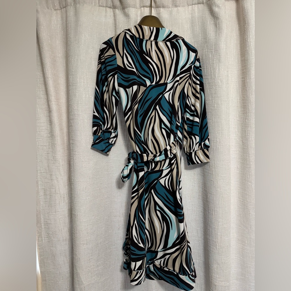 Laundry by Design Wrap Dress - Picture 3 of 3